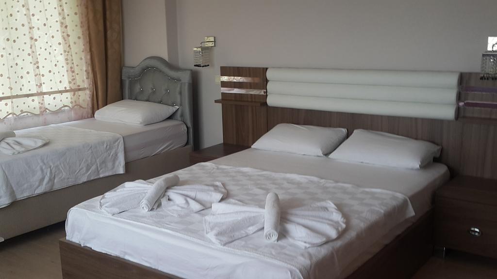 Savuran Hotel Eceabat Exterior foto